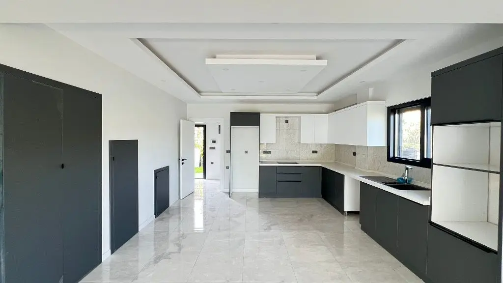 Modern kitchen